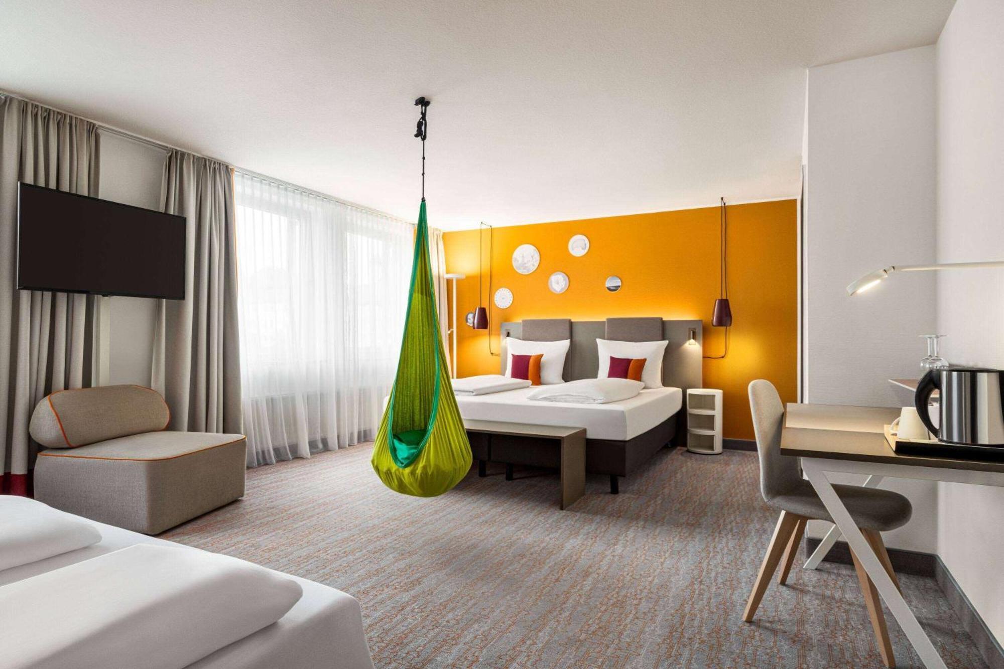 Готель Vienna House Easy By Wyndham Гюнцбург Екстер'єр фото
