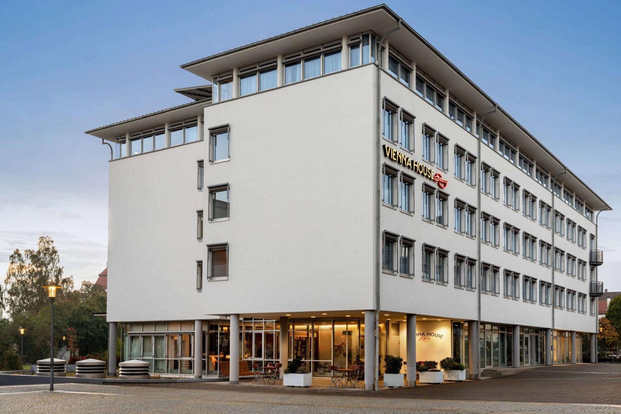 Готель Vienna House Easy By Wyndham Гюнцбург Екстер'єр фото